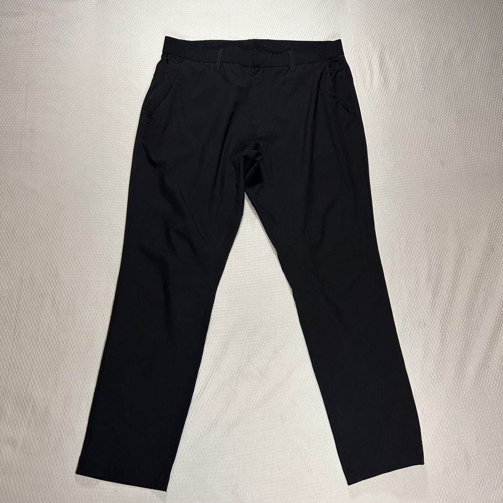 Fabletics The Only Pant Black Technical Commuter Mens 34x30 Golf Performance
